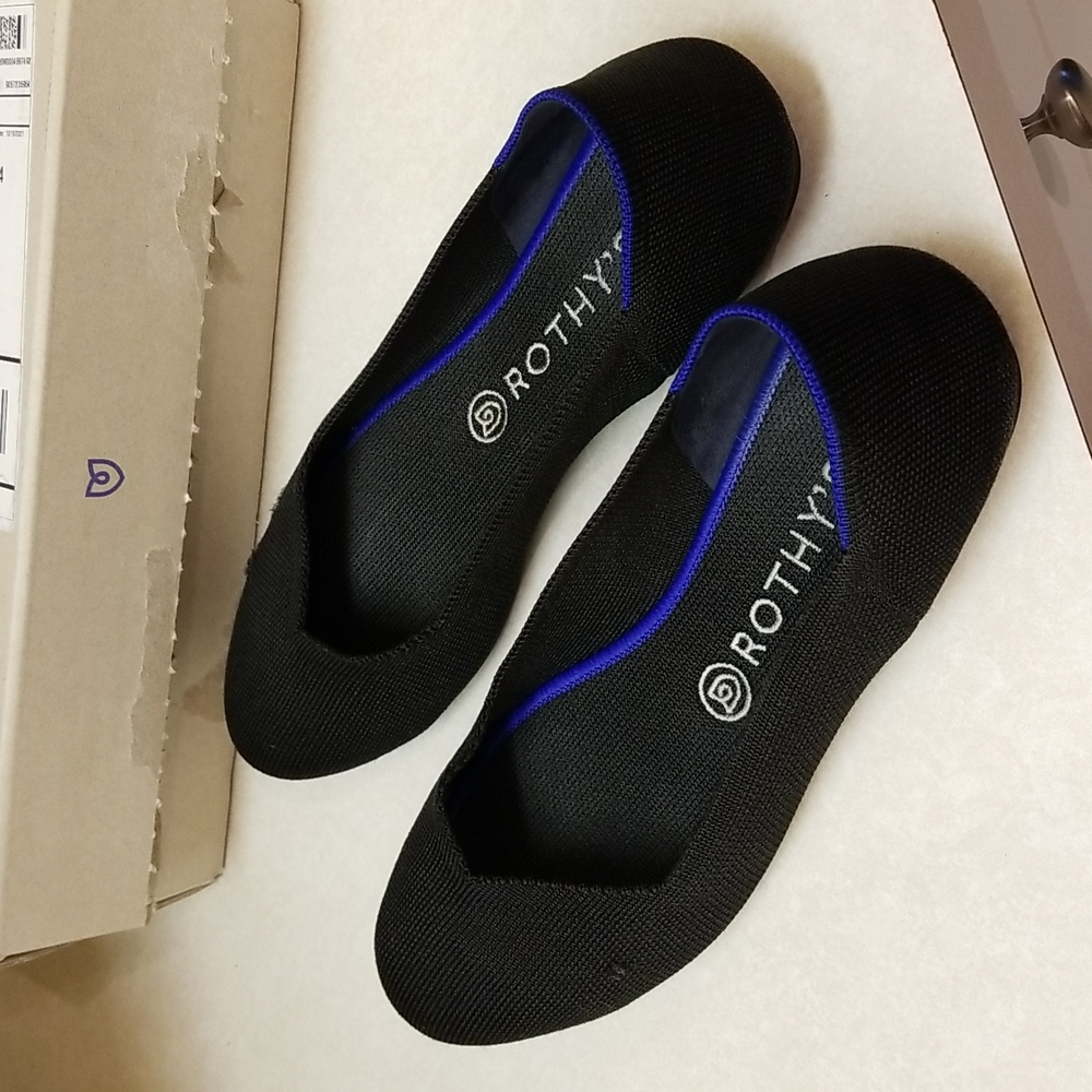 Rothy's black 9.5 round toe flat